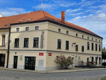 Rezidence Zvon a Znojmo Heritage - Apartments & Gothic Wine Bar