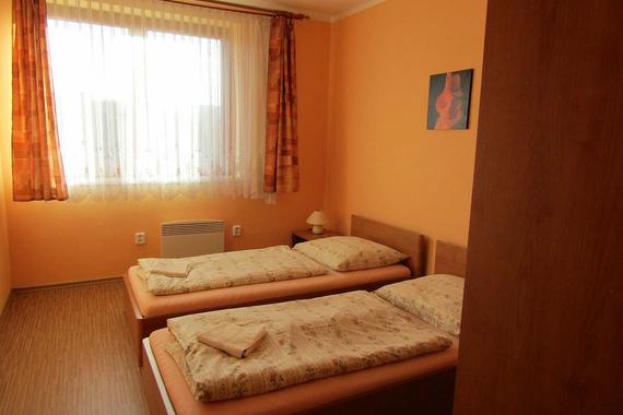 apartm&aacute;n DVA druh&aacute; ložnice