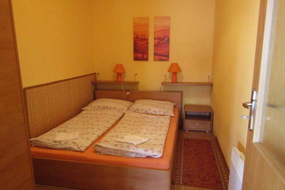 apartm&aacute;n TŘI třet&iacute; ložnice